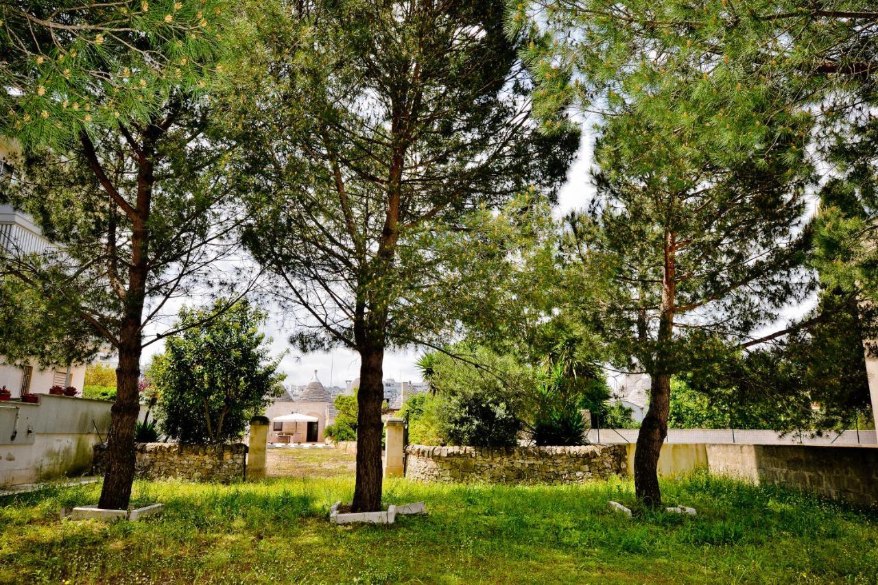 I Trulli Di Alejandro Villa Locorotondo Luaran gambar